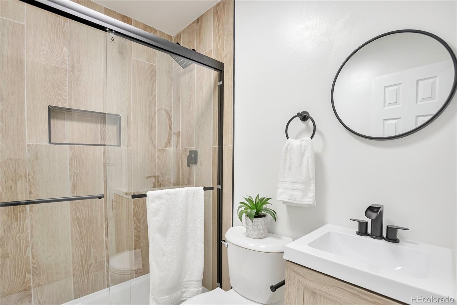 MLS Image #16 for 1325  dayton street,aurora, Colorado