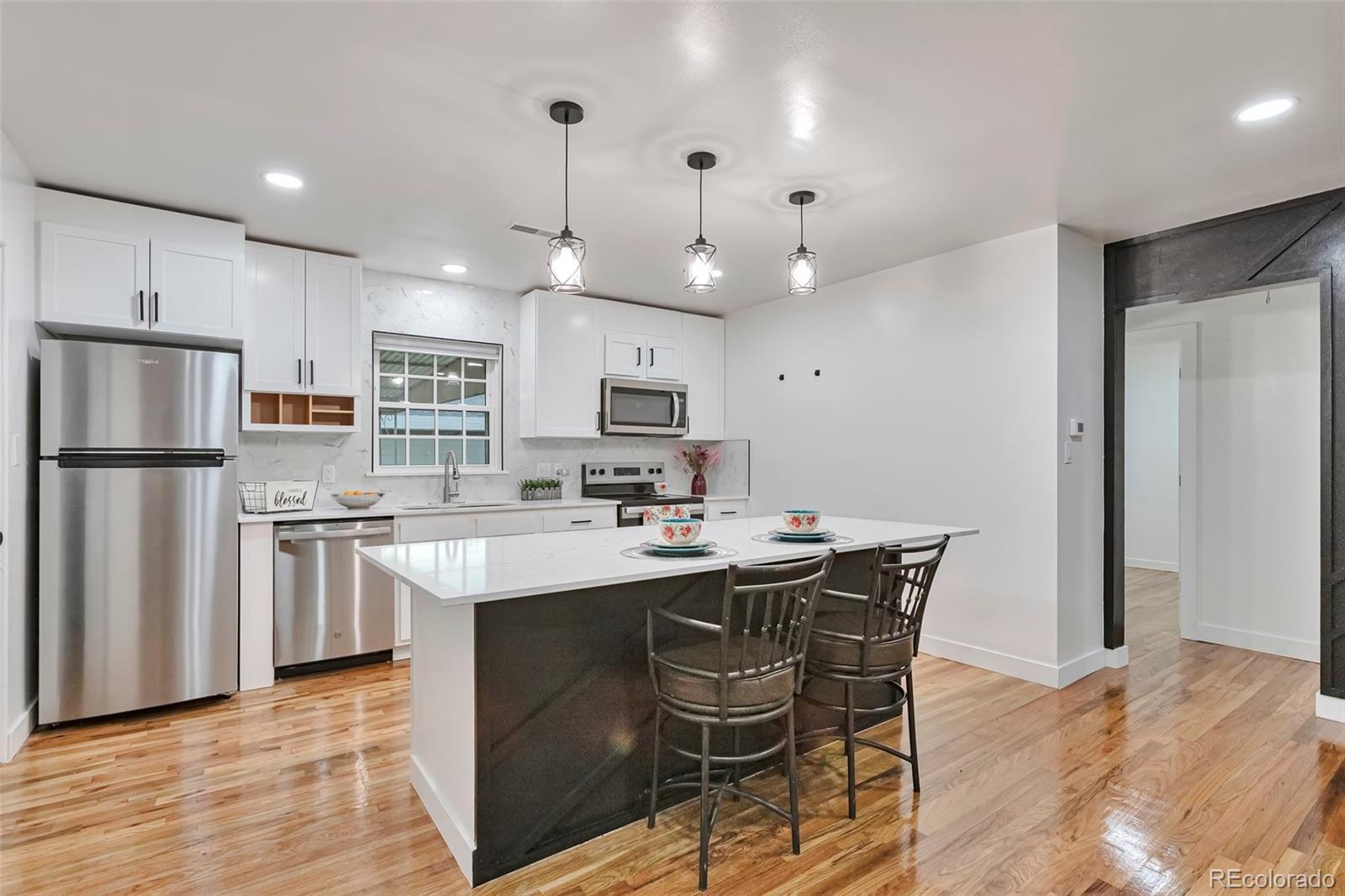 MLS Image #6 for 1325  dayton street,aurora, Colorado