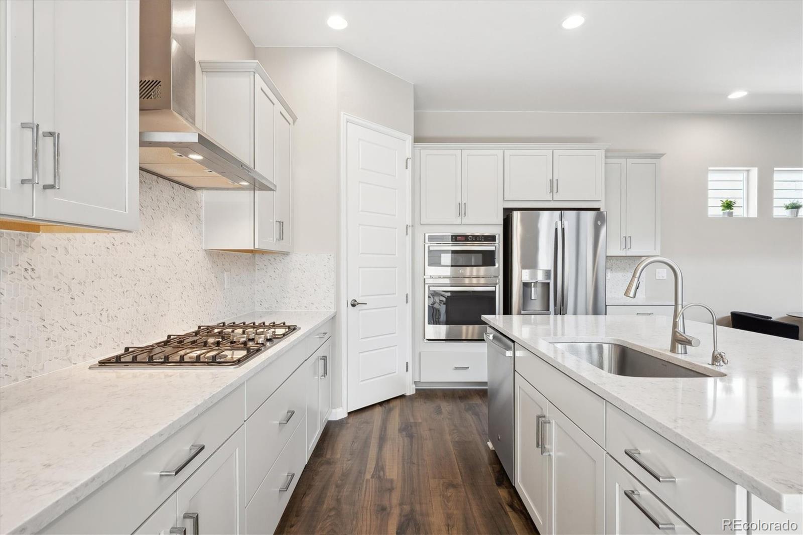 MLS Image #13 for 10557  eby circle,lone tree, Colorado