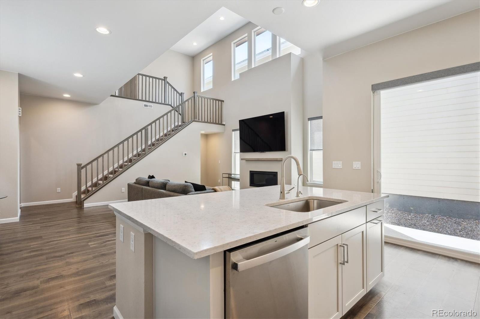 MLS Image #15 for 10557  eby circle,lone tree, Colorado