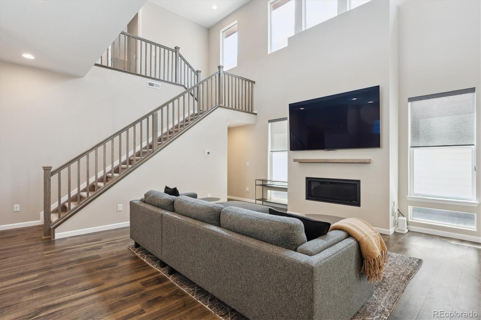 MLS Image #6 for 10557  eby circle,lone tree, Colorado
