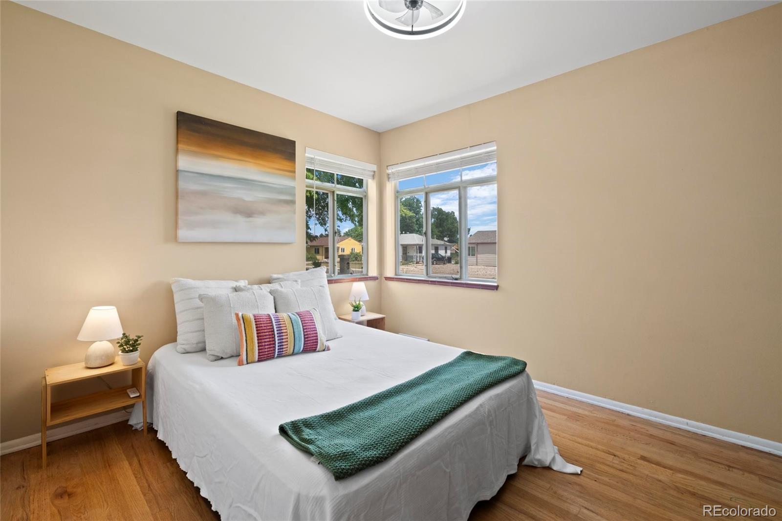 MLS Image #15 for 1055 s bryant street,denver, Colorado