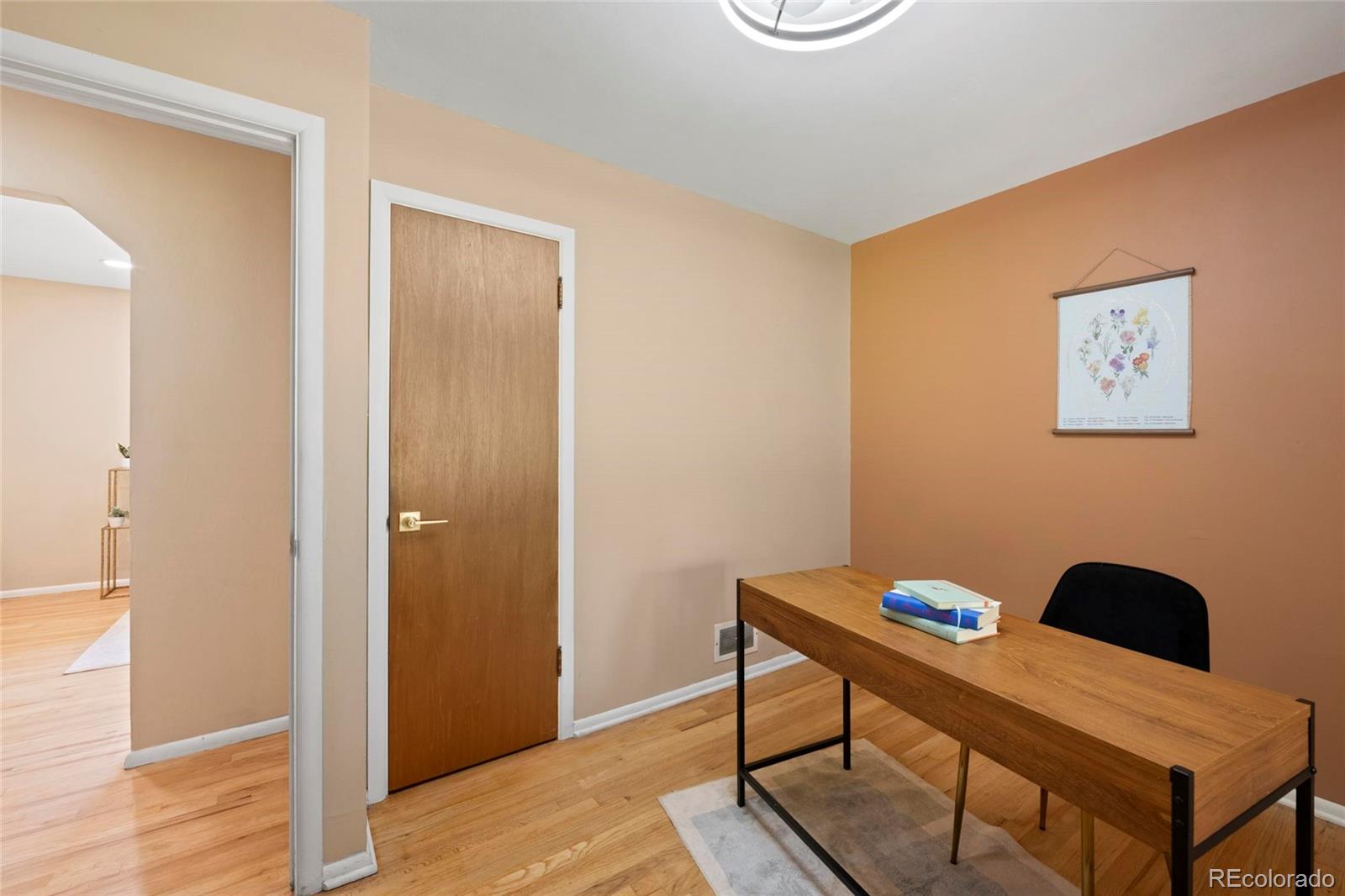 MLS Image #17 for 1055 s bryant street,denver, Colorado