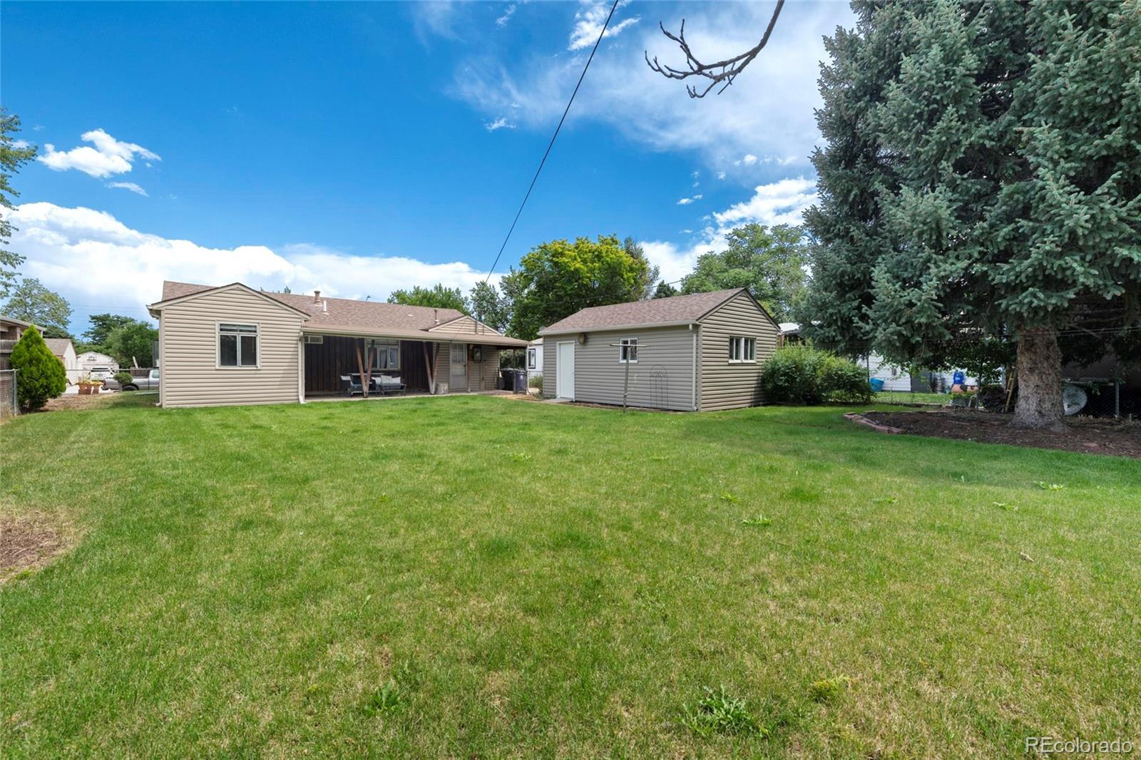 MLS Image #22 for 1055 s bryant street,denver, Colorado