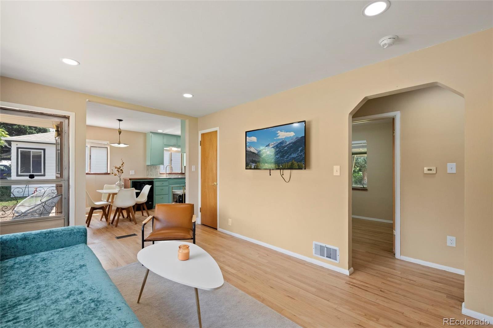 MLS Image #4 for 1055 s bryant street,denver, Colorado