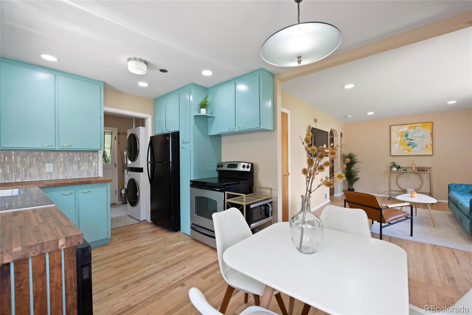 MLS Image #6 for 1055 s bryant street,denver, Colorado