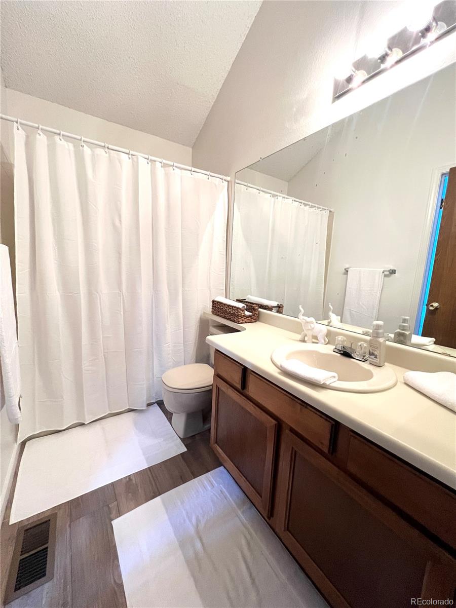 MLS Image #9 for 1240 s flower circle,lakewood, Colorado