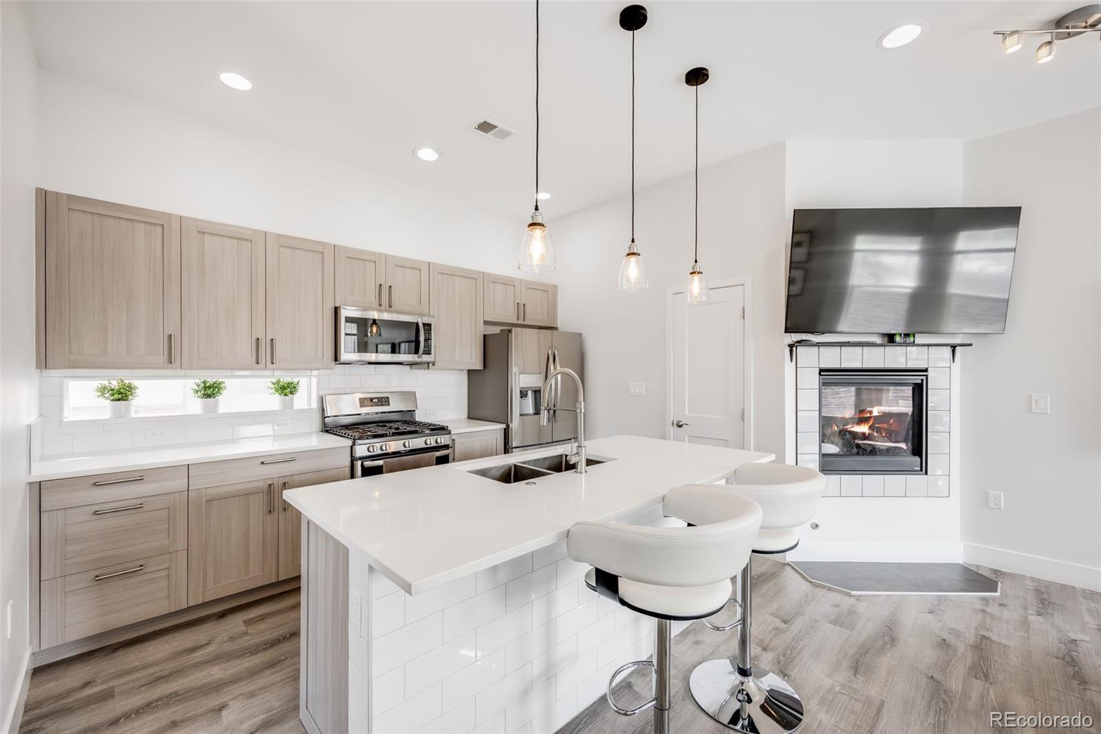 MLS Image #11 for 2922 w 26th avenue,denver, Colorado