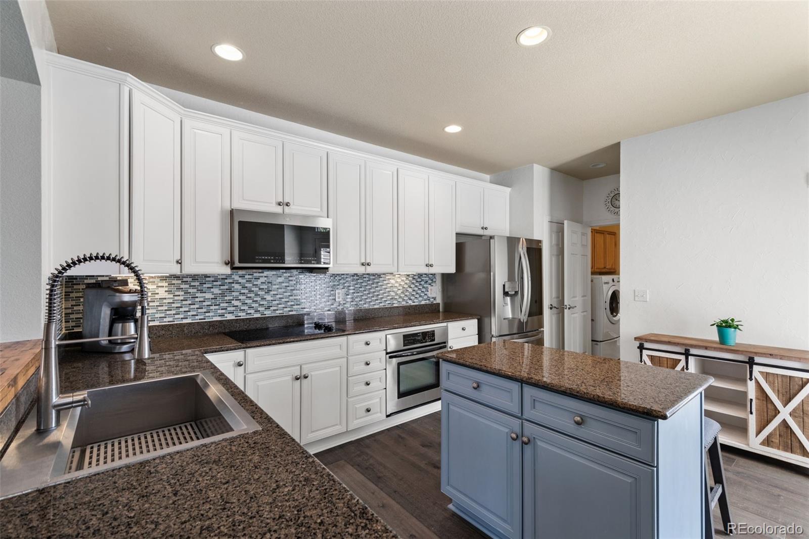 MLS Image #14 for 8318  devinney court,arvada, Colorado