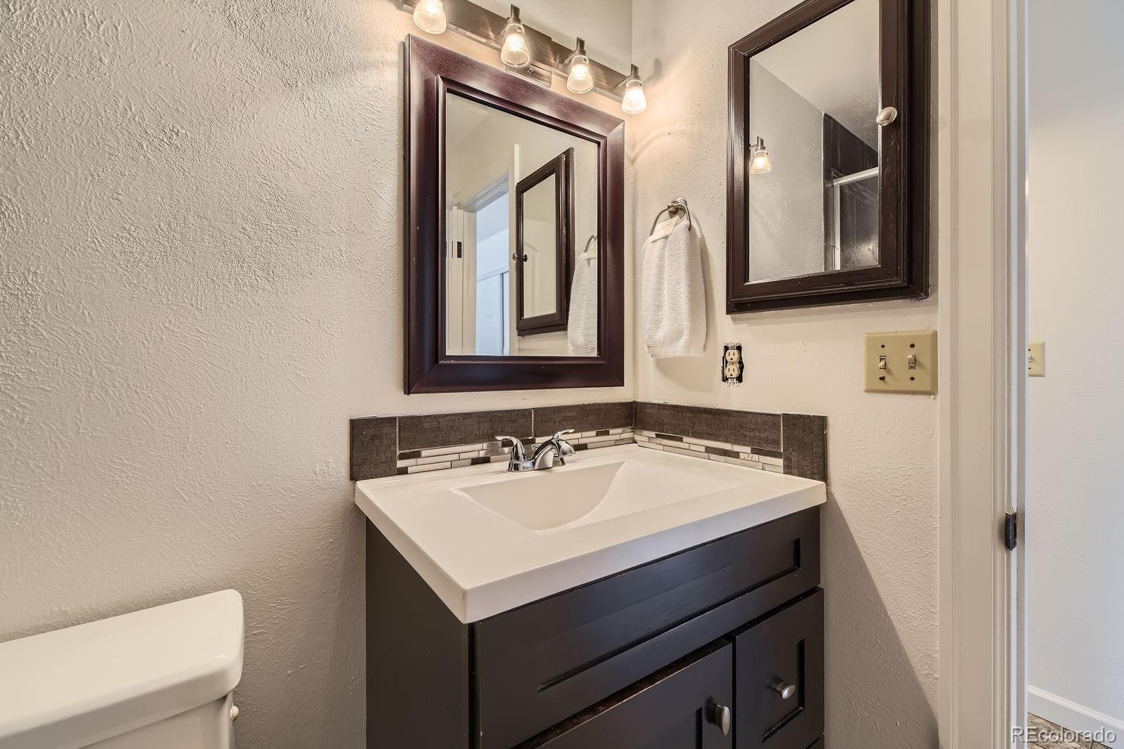MLS Image #15 for 649  nucla way,aurora, Colorado