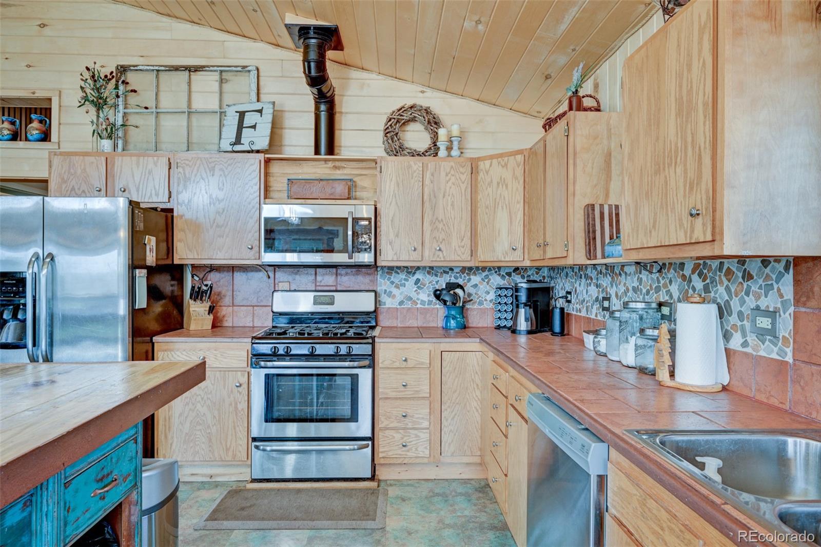 MLS Image #12 for 24700  us highway 285 ,buena vista, Colorado