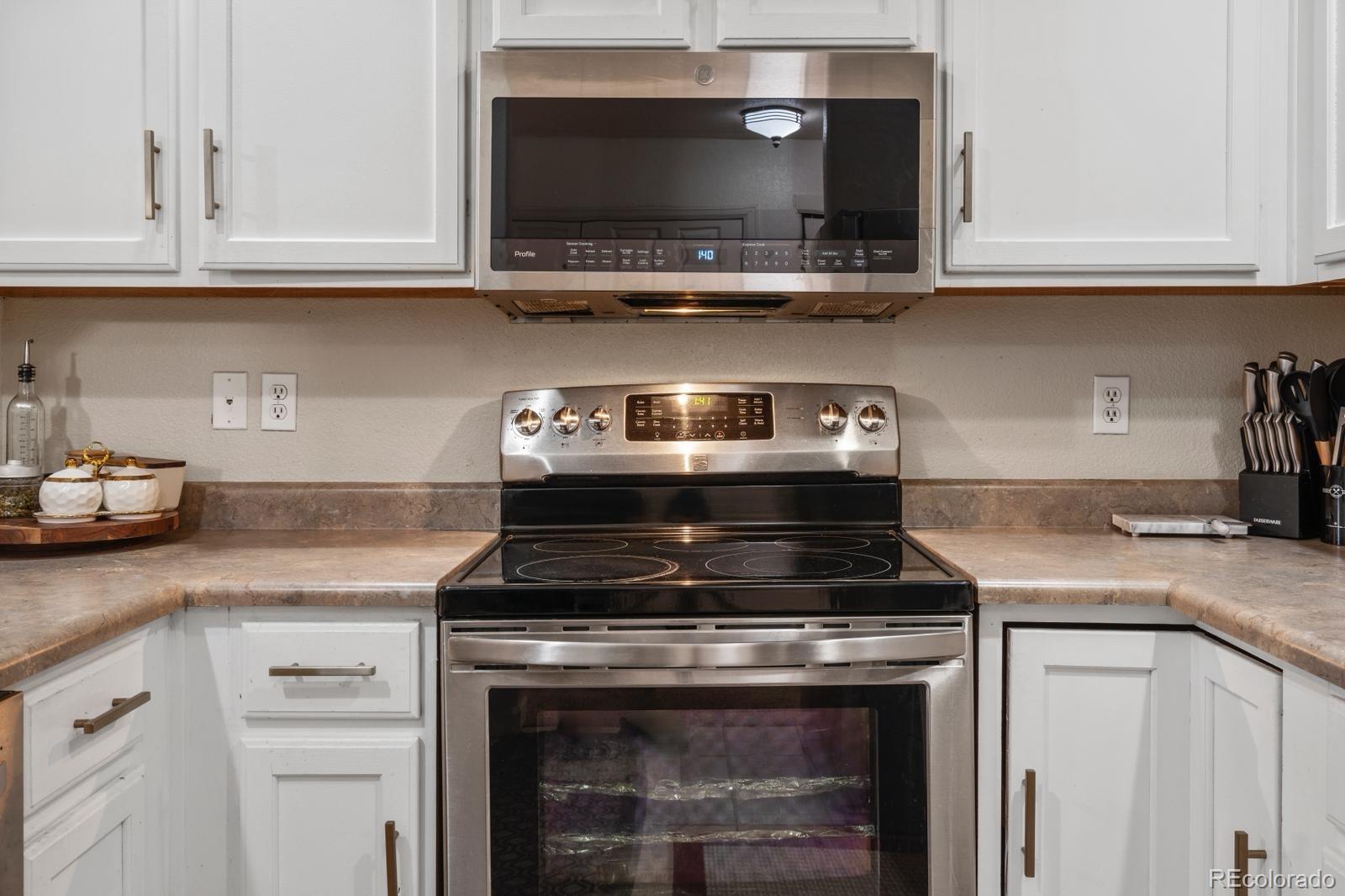 MLS Image #12 for 5800  tower road 610,denver, Colorado