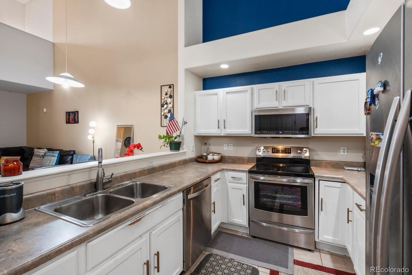 MLS Image #14 for 5800  tower road 610,denver, Colorado