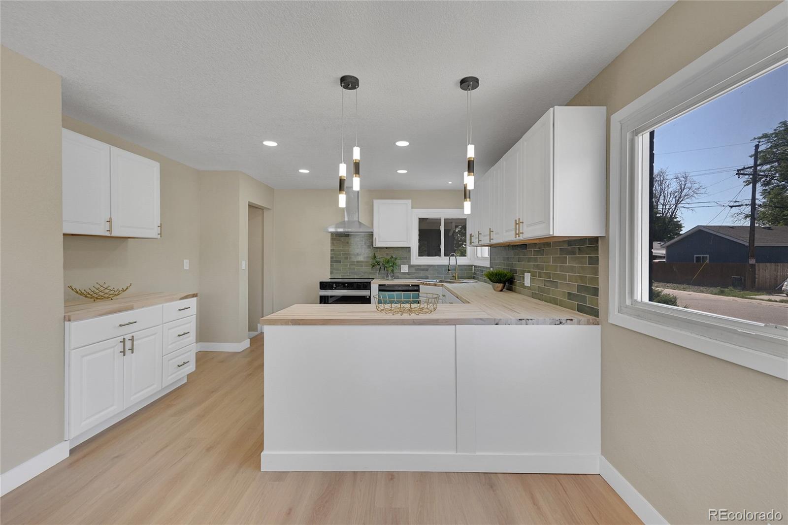 MLS Image #12 for 1596 s stuart street,denver, Colorado