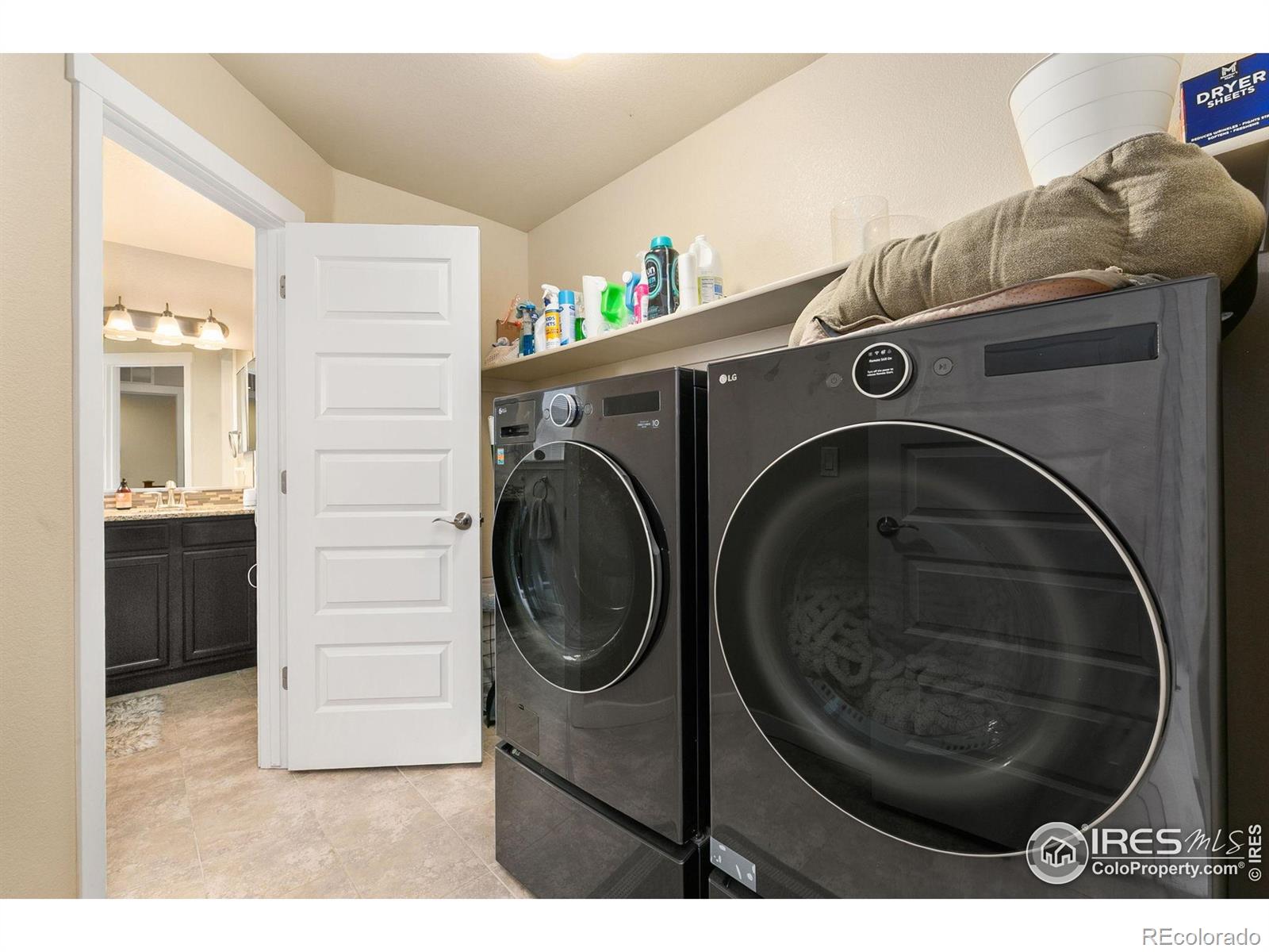 MLS Image #18 for 3001  nebula court,loveland, Colorado