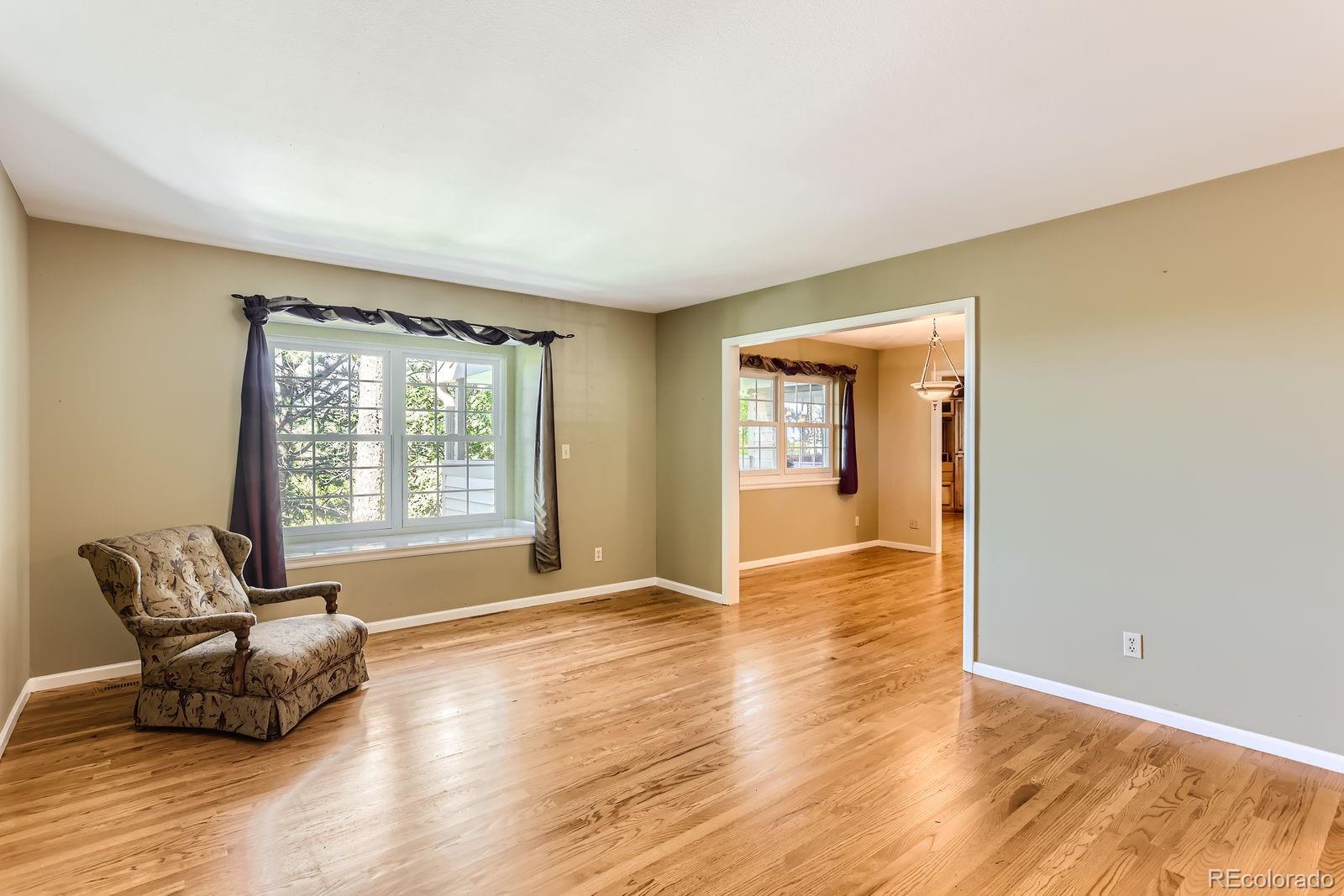 MLS Image #6 for 6731 s kearney court,centennial, Colorado