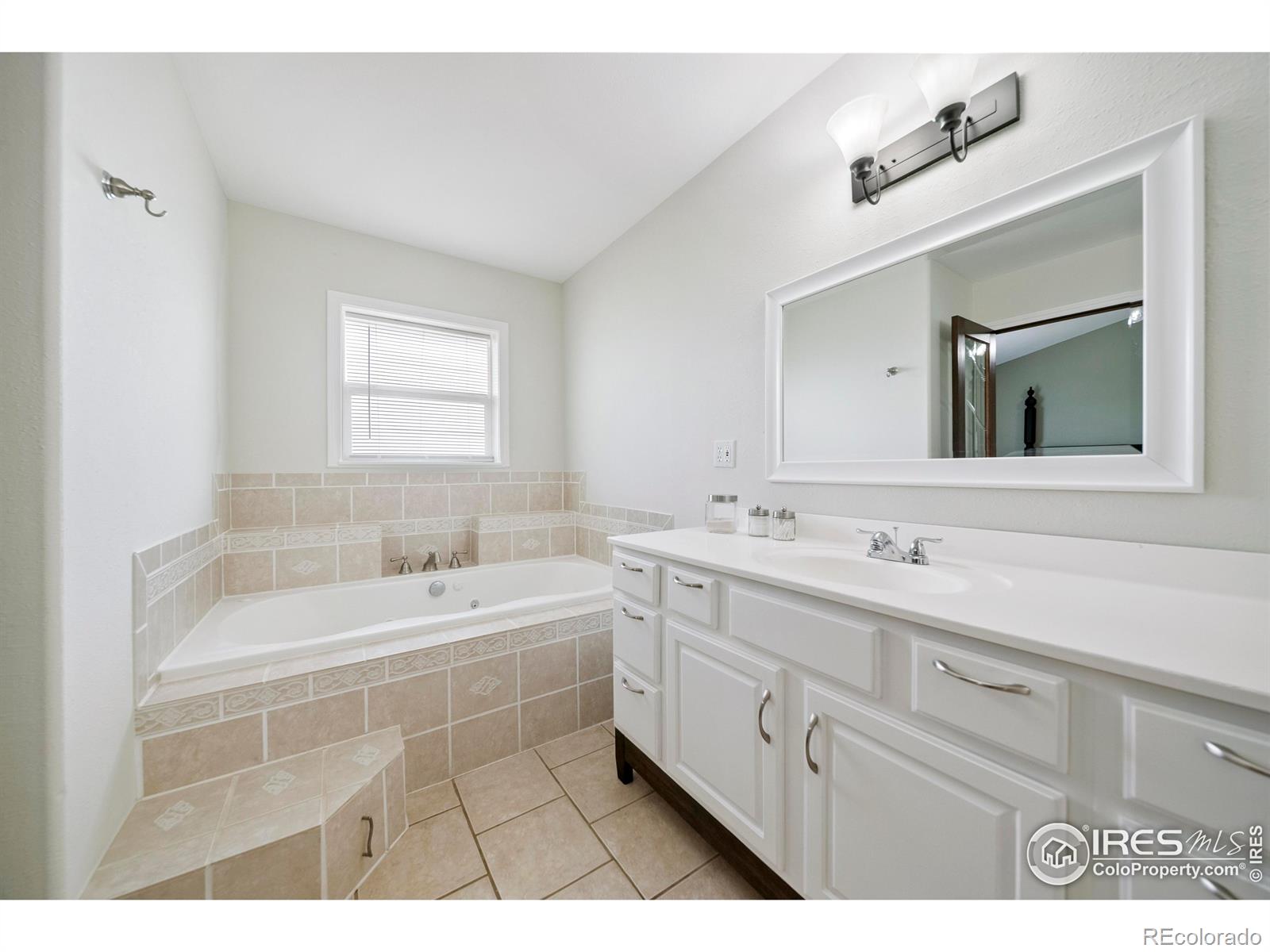 MLS Image #15 for 34427  county road ,hillrose, Colorado