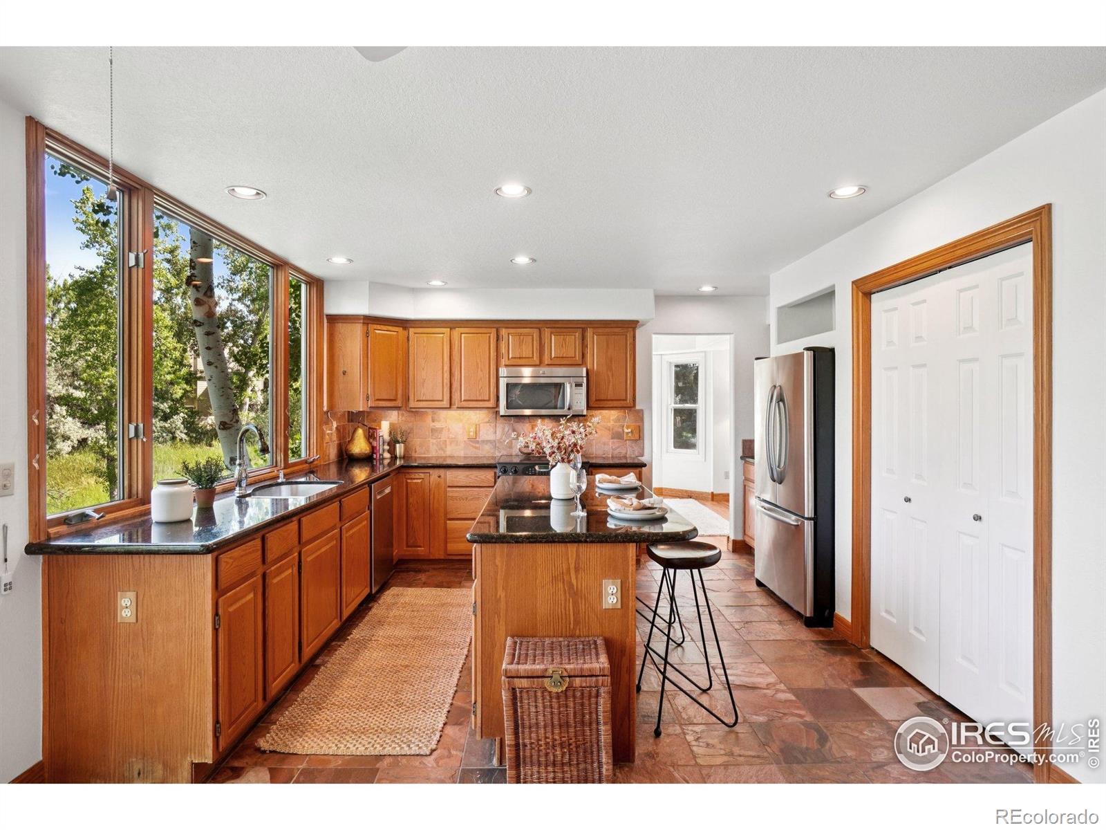 MLS Image #10 for 7999  centrebridge drive,niwot, Colorado