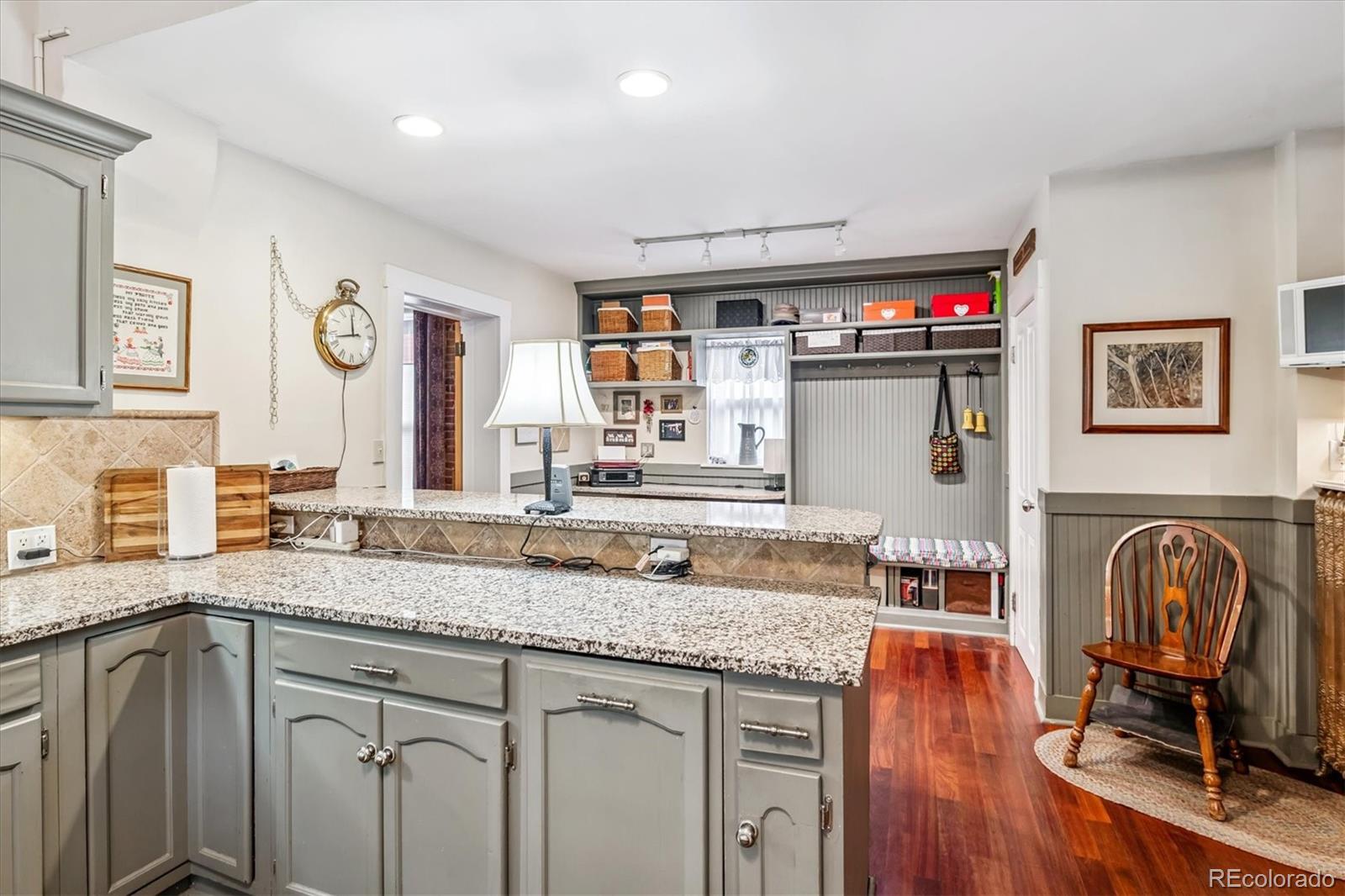 MLS Image #29 for 912 s washington street,denver, Colorado
