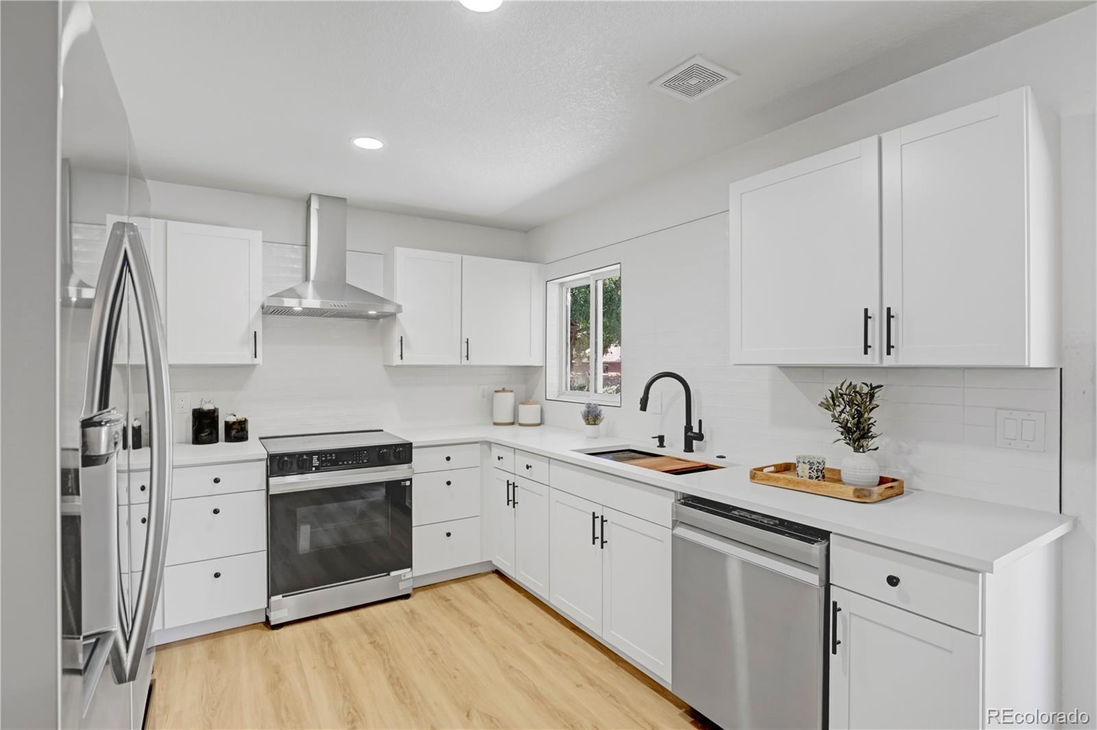 MLS Image #16 for 3055 s winona court,denver, Colorado