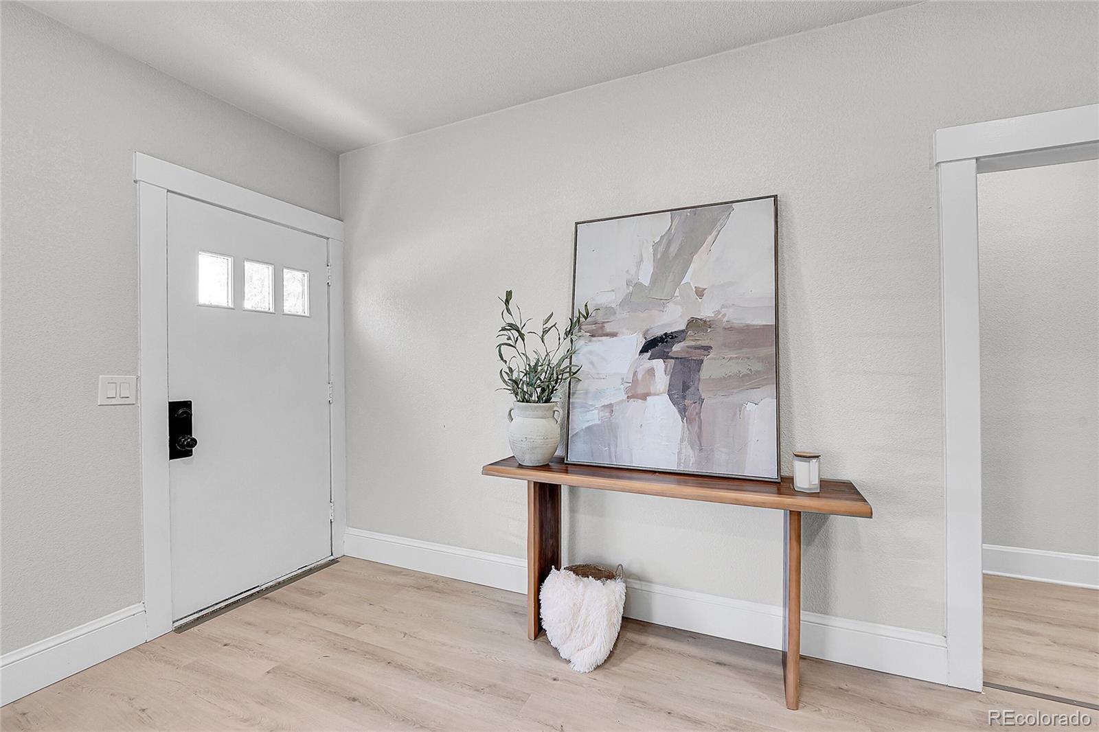 MLS Image #14 for 8801 e 16 avenue,denver, Colorado