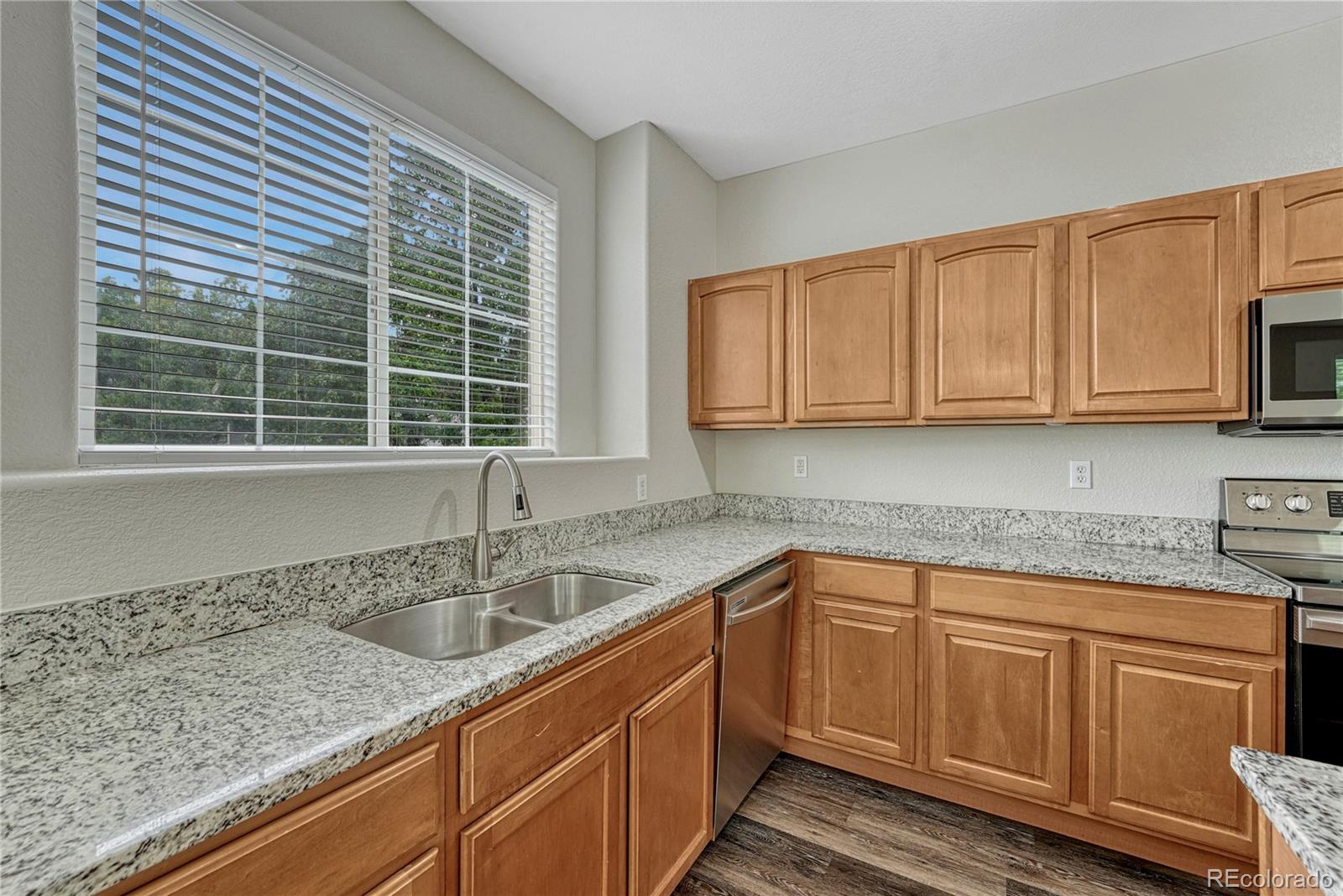 MLS Image #9 for 5255  memphis street,denver, Colorado