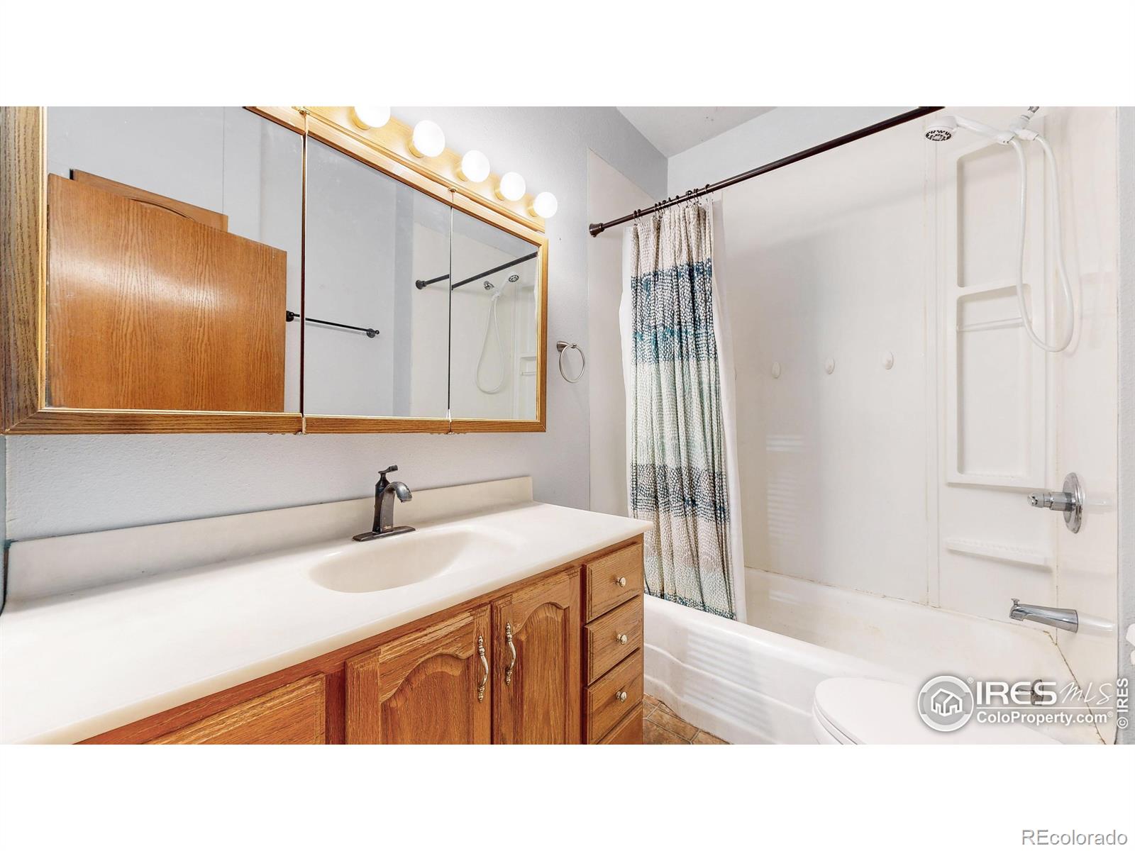 MLS Image #13 for 143 w 10th street,loveland, Colorado
