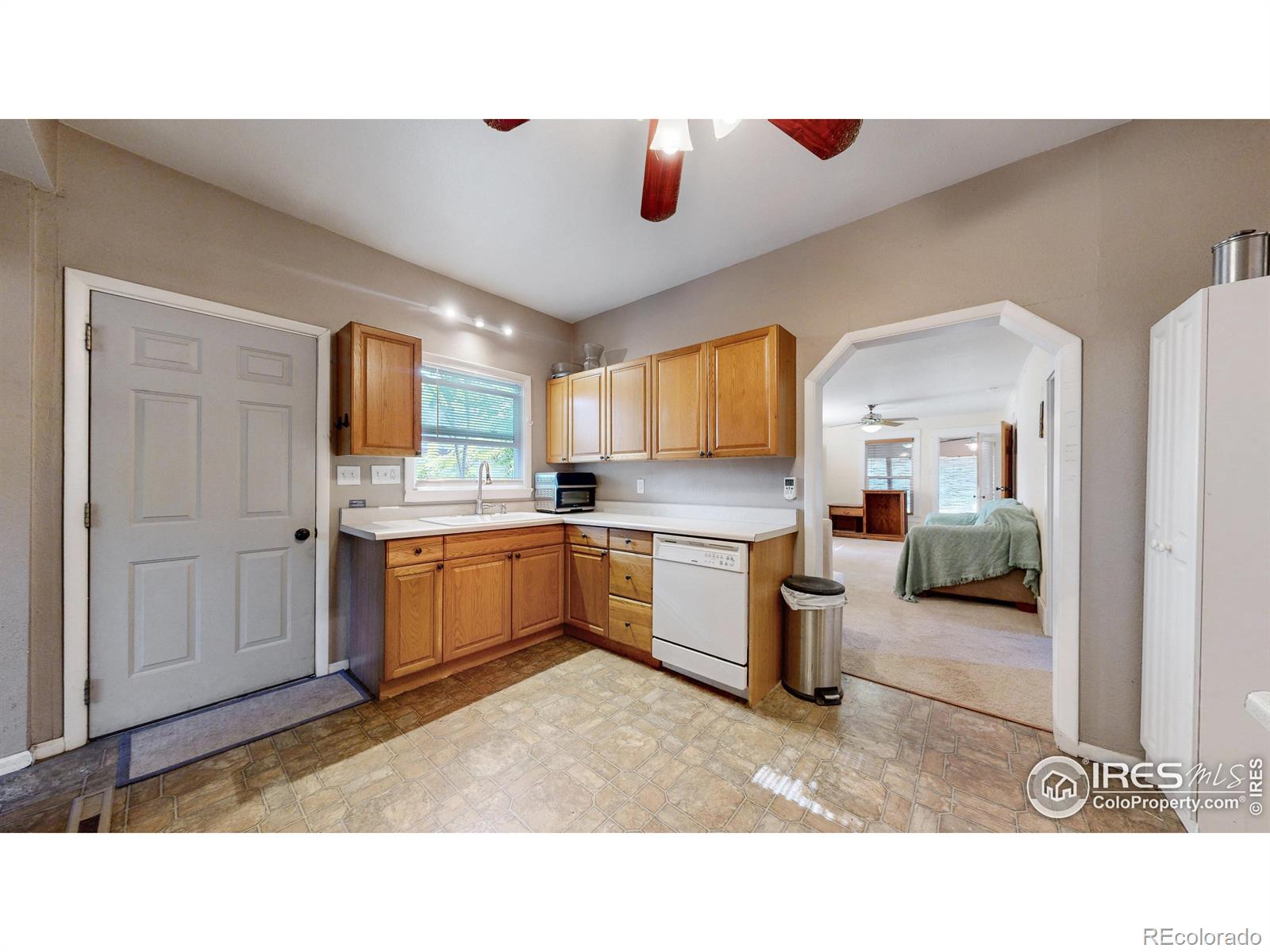 MLS Image #7 for 143 w 10th street,loveland, Colorado