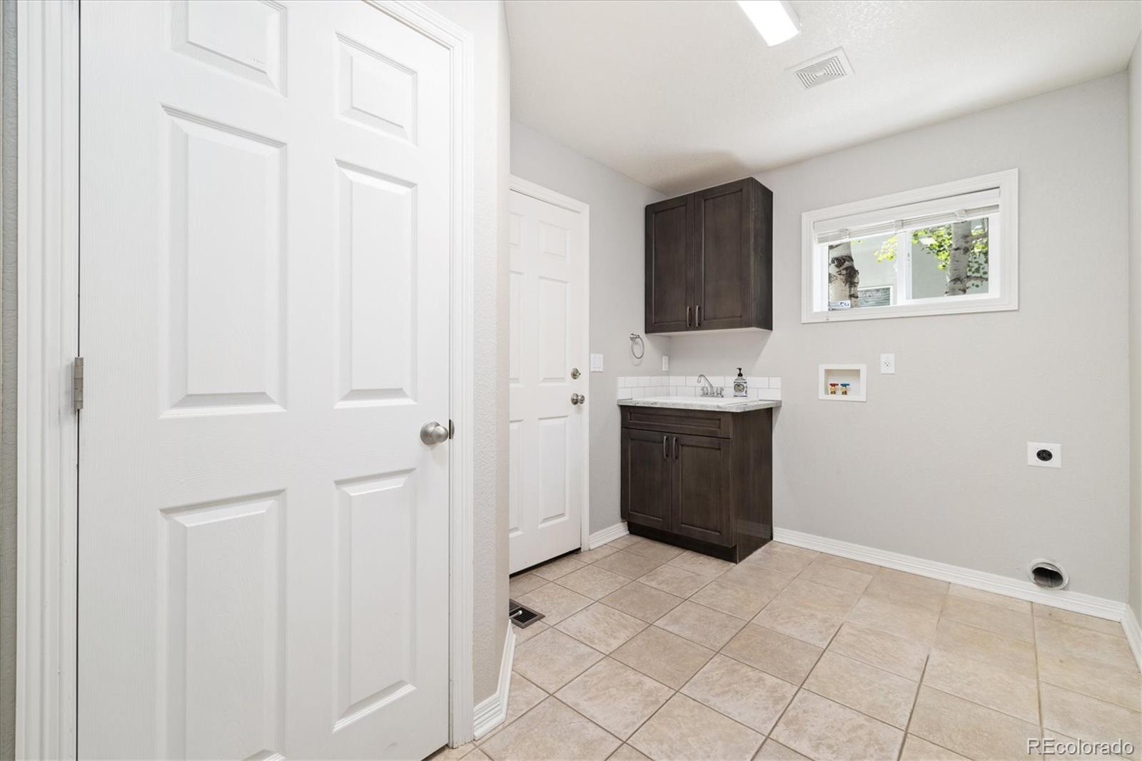 MLS Image #17 for 3901  stonegrass point,broomfield, Colorado