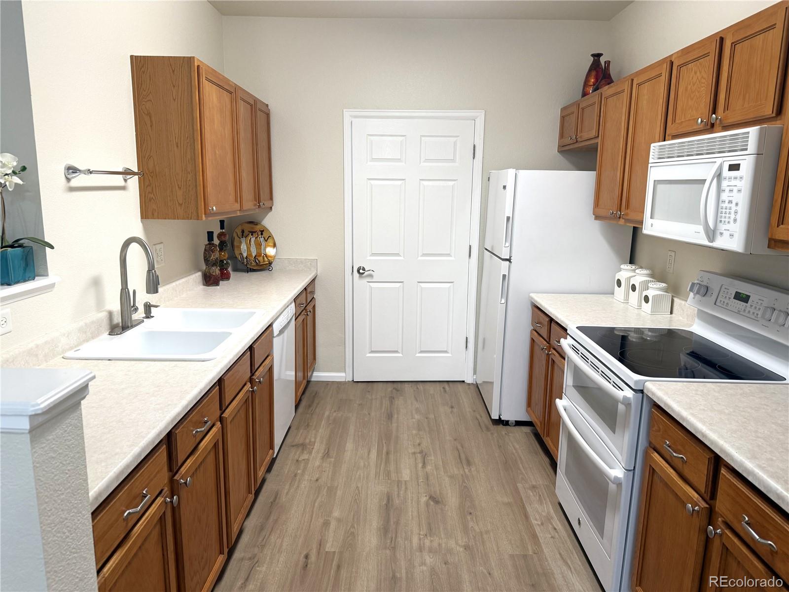 MLS Image #11 for 4451 s ammons street,littleton, Colorado