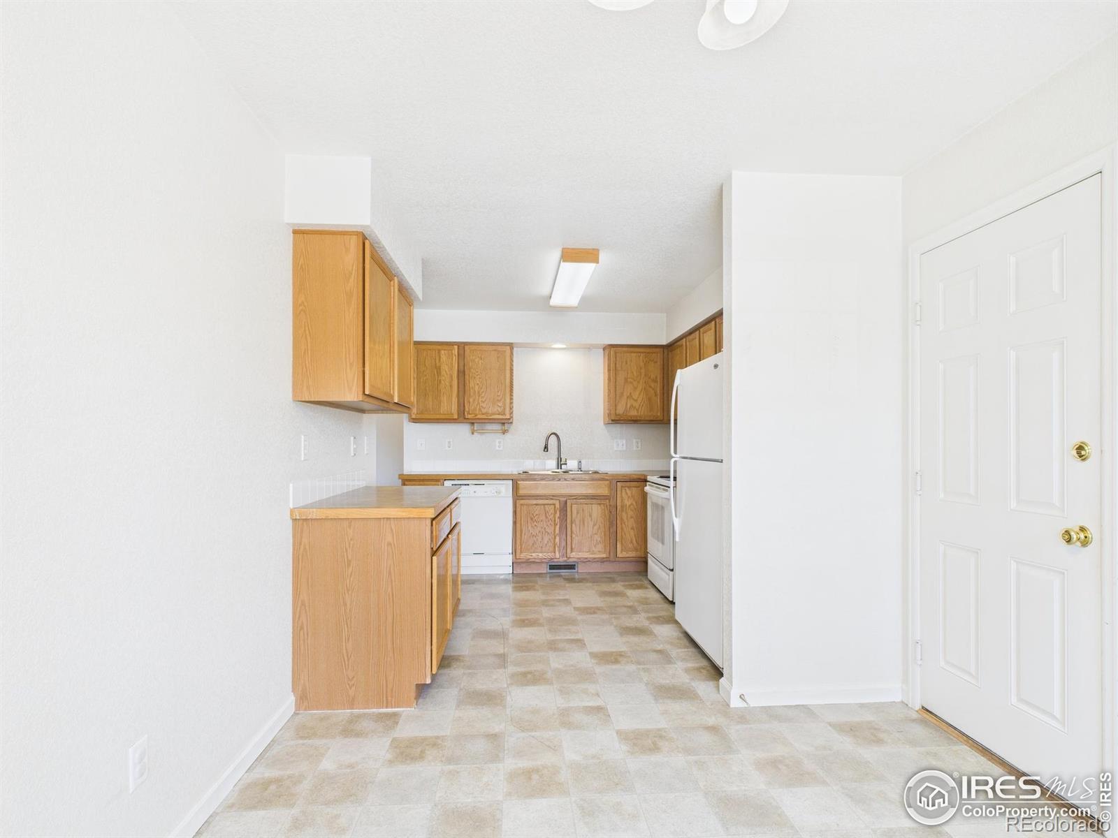 MLS Image #13 for 3203  mariners landing drive,evans, Colorado