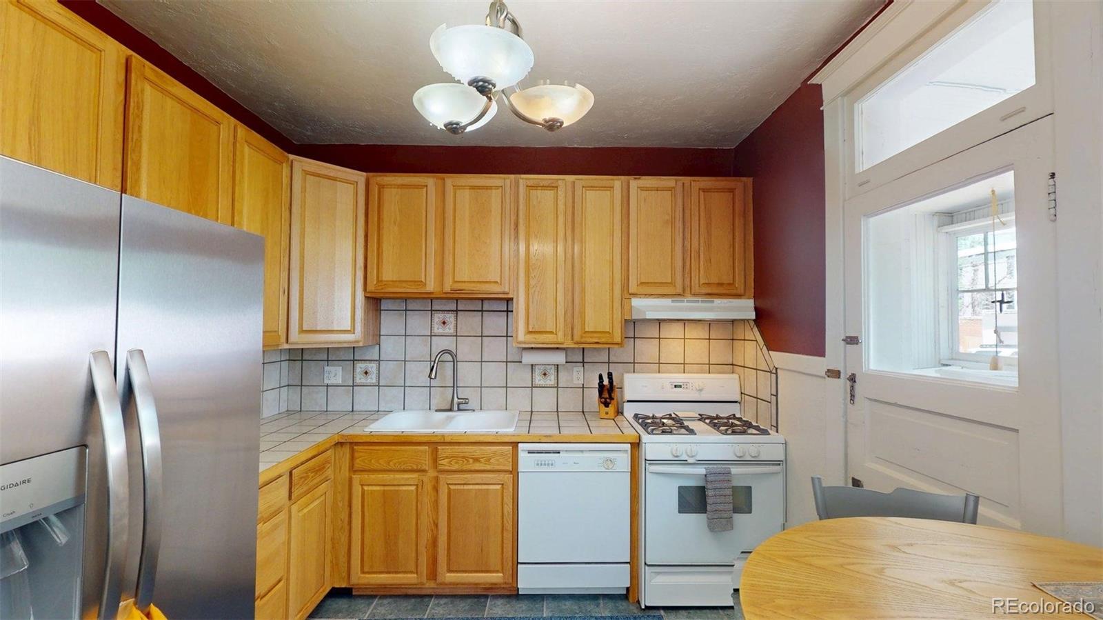 MLS Image #7 for 126 s clarkson street,denver, Colorado
