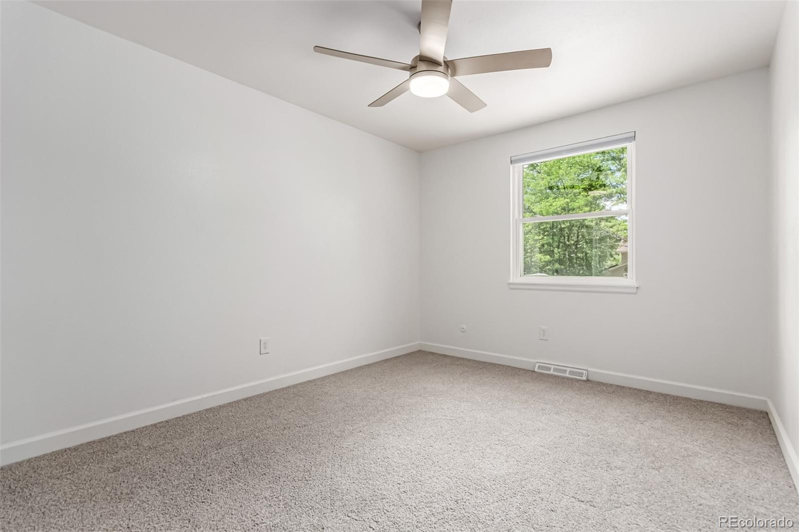 MLS Image #18 for 5914 s kearney street,centennial, Colorado