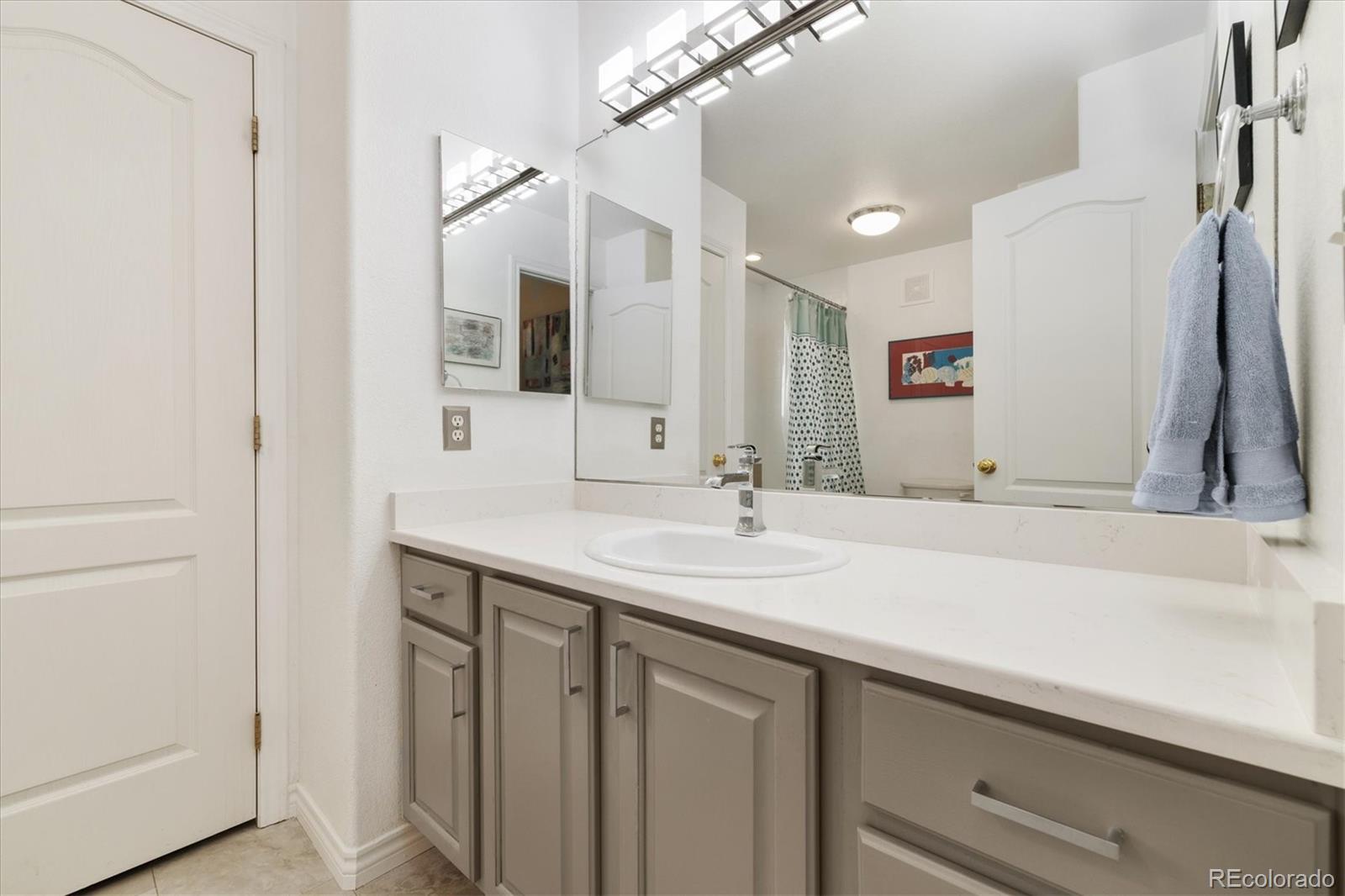 MLS Image #22 for 18489 e columbia circle,aurora, Colorado
