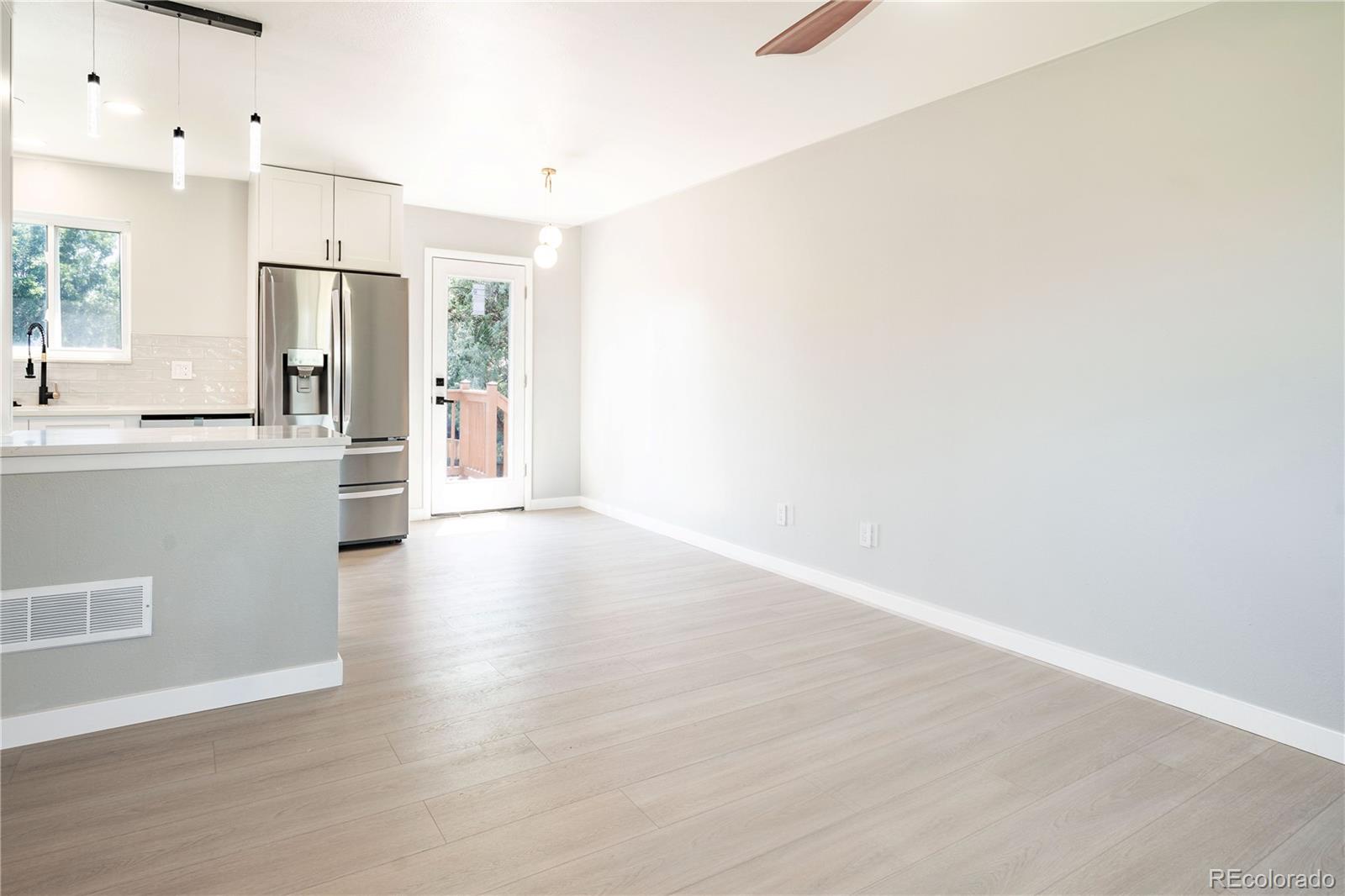 MLS Image #4 for 10932 w 107th avenue,broomfield, Colorado
