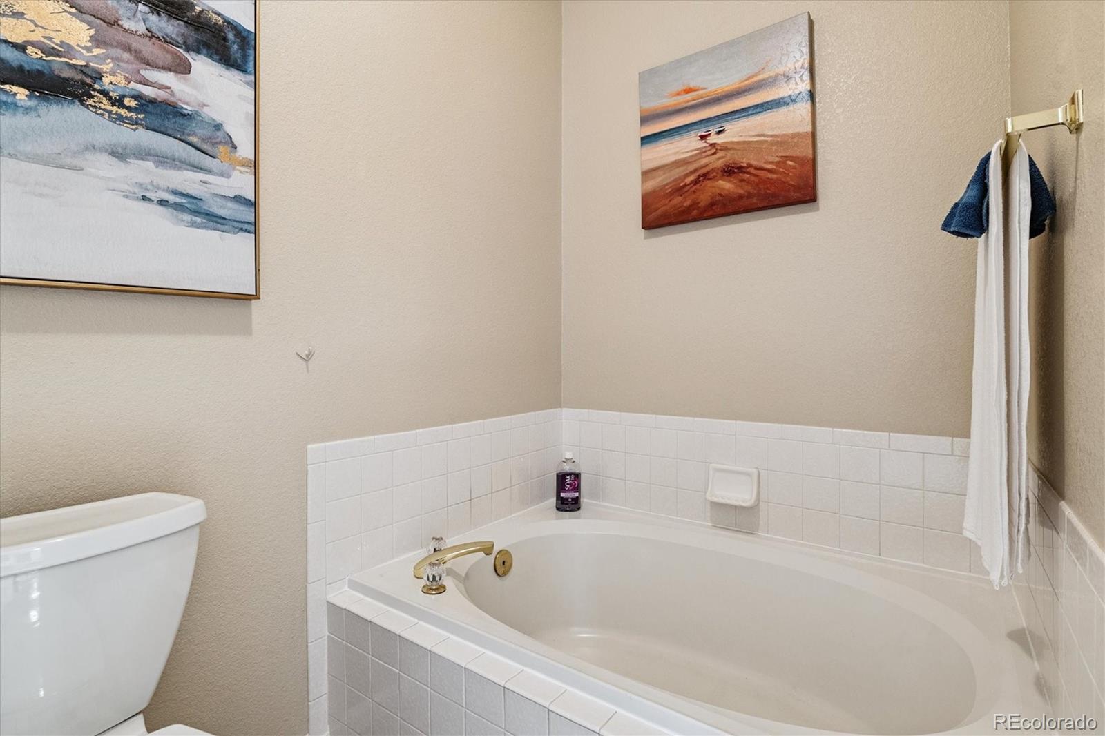 MLS Image #14 for 2992 w long drive,littleton, Colorado