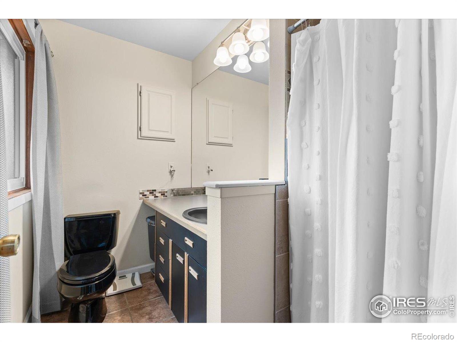 MLS Image #15 for 4019  burr oak drive,loveland, Colorado