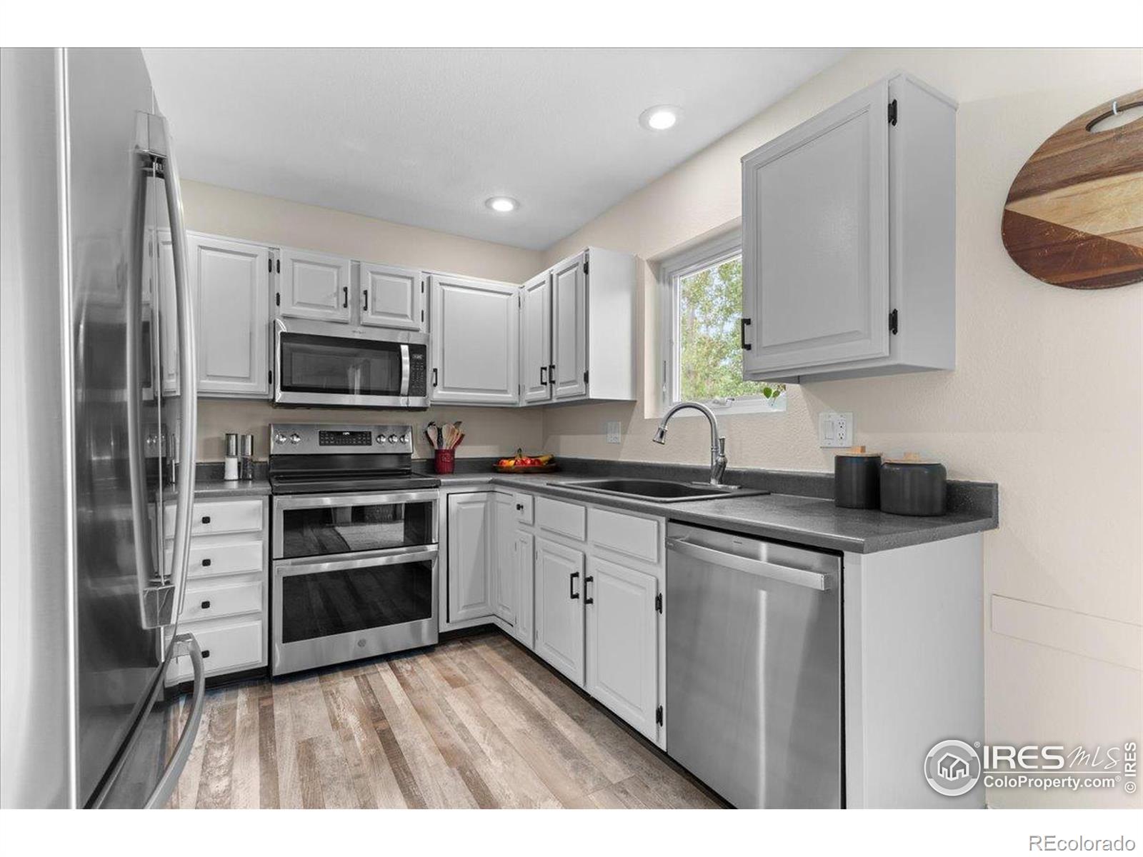 MLS Image #6 for 4019  burr oak drive,loveland, Colorado