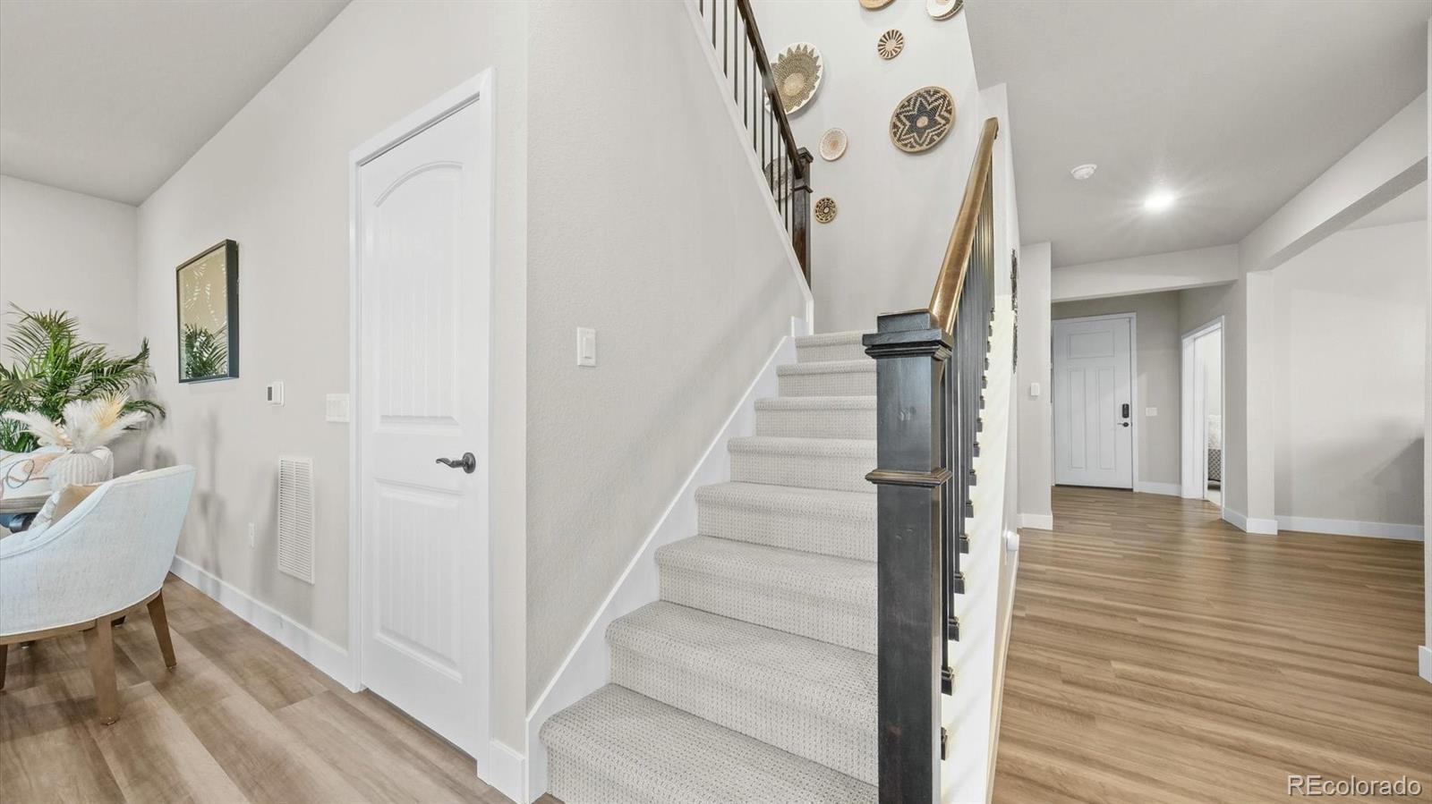 MLS Image #20 for 27994 e indore drive,aurora, Colorado