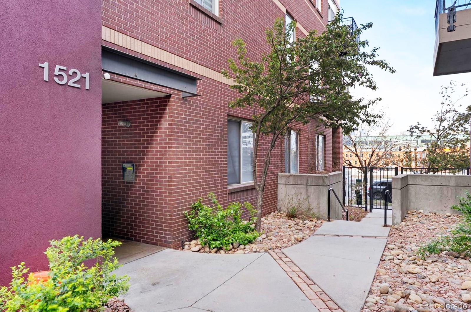 MLS Image #2 for 1521  central street 2d,denver, Colorado