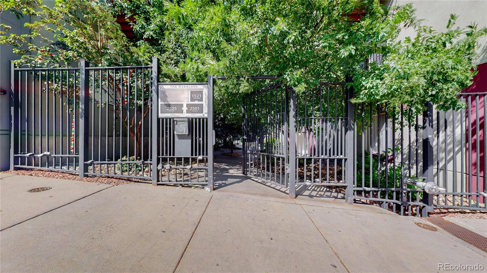 MLS Image #3 for 1521  central street 2d,denver, Colorado