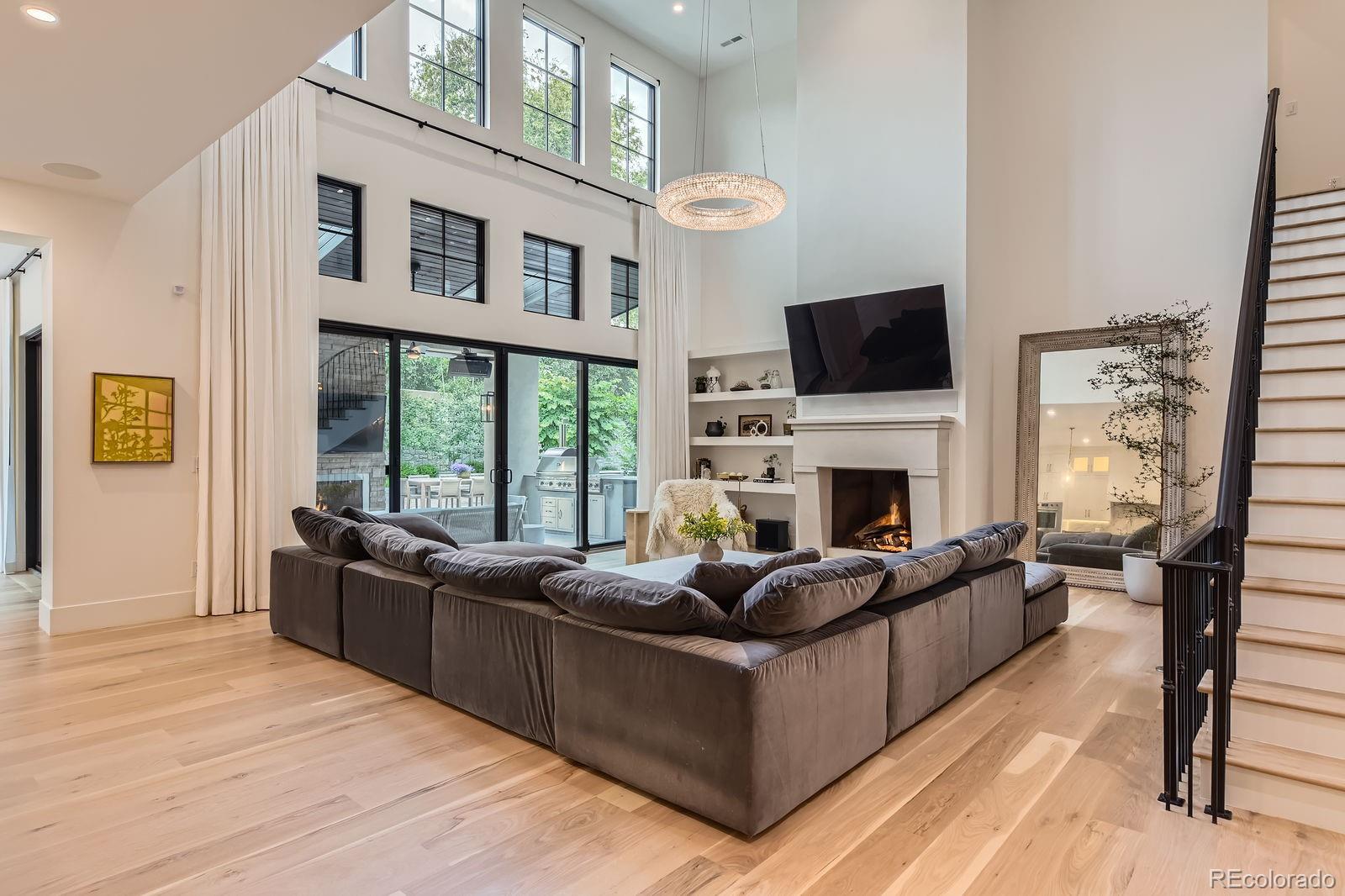MLS Image #15 for 2821 e cedar avenue,denver, Colorado