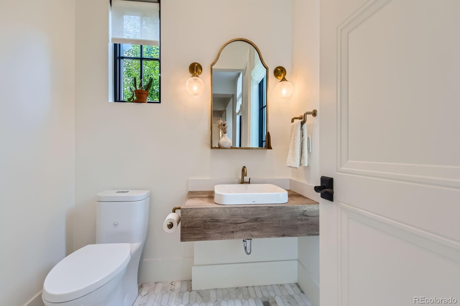 MLS Image #18 for 2821 e cedar avenue,denver, Colorado