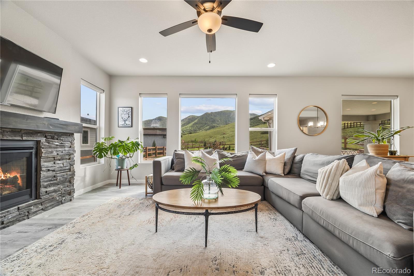 MLS Image #4 for 5446  mesa top drive,monument, Colorado