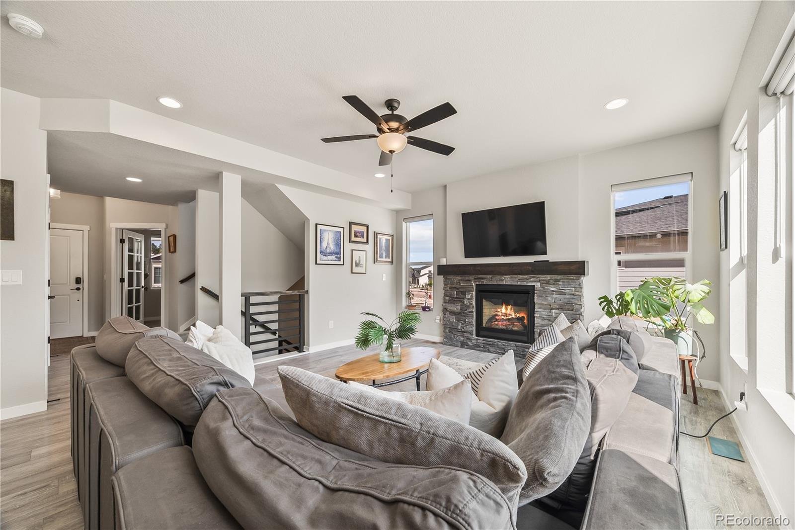 MLS Image #6 for 5446  mesa top drive,monument, Colorado