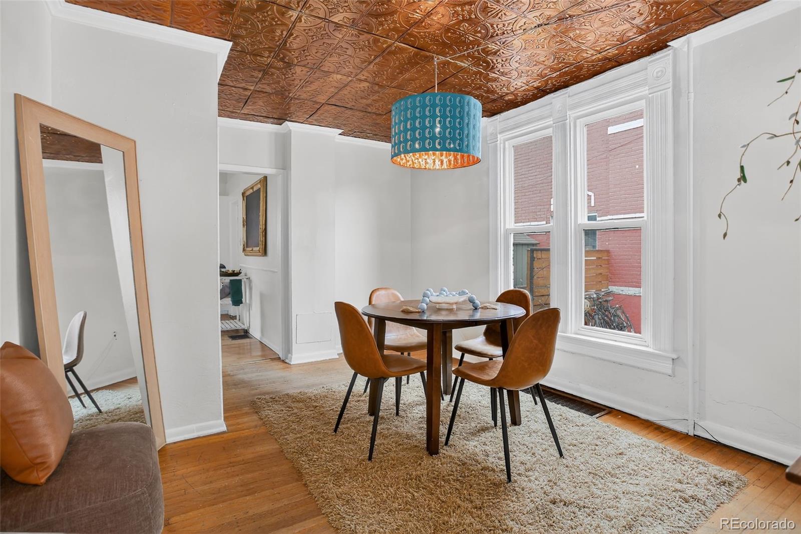 MLS Image #10 for 274 s lincoln street,denver, Colorado