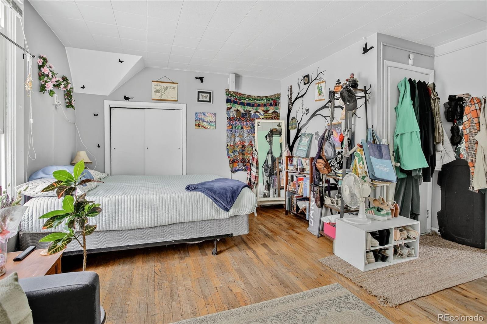 MLS Image #34 for 274 s lincoln street,denver, Colorado