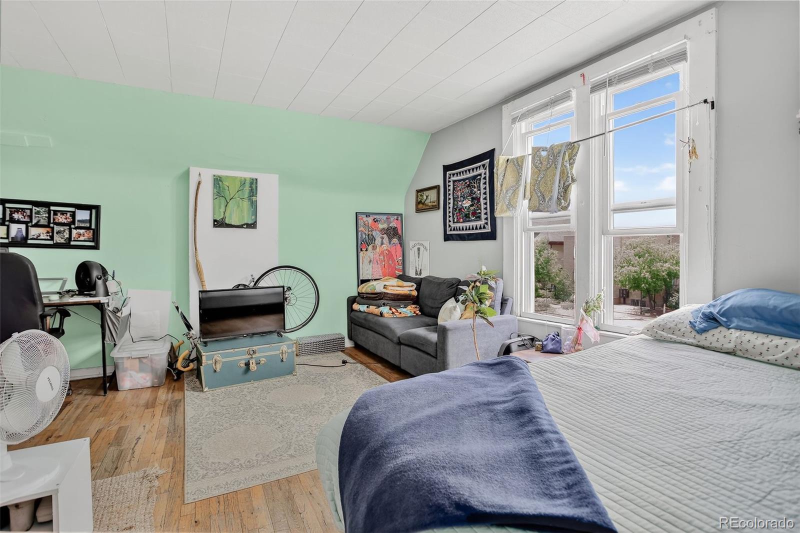 MLS Image #36 for 274 s lincoln street,denver, Colorado