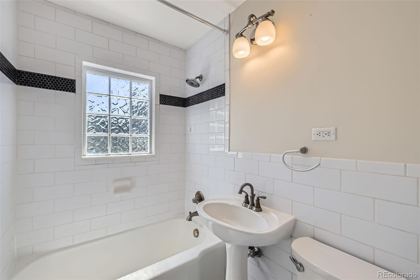 MLS Image #11 for 2634 s humboldt street,denver, Colorado