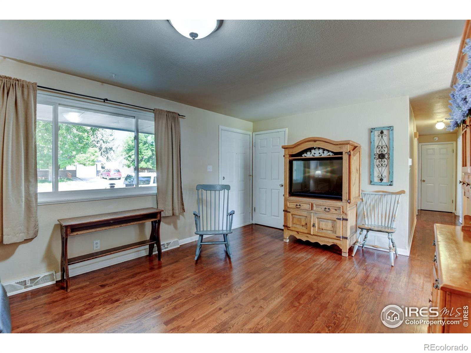 MLS Image #11 for 3110 n franklin avenue,loveland, Colorado